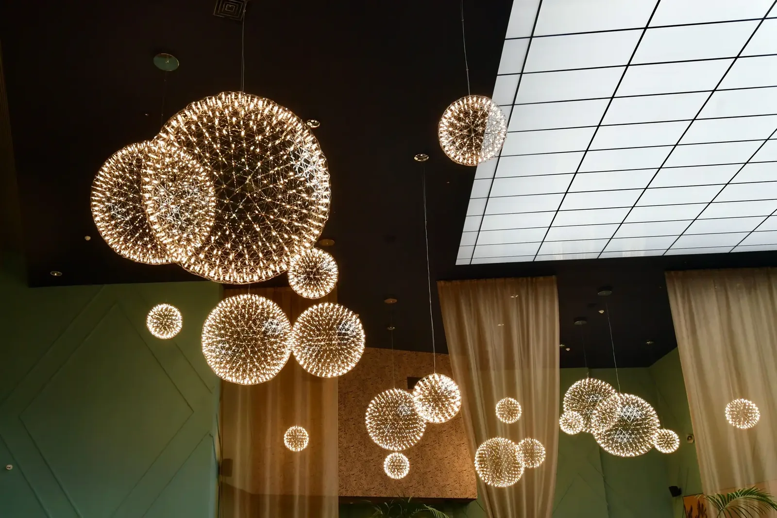 Alborianlightatelier egyedi világítási projekt